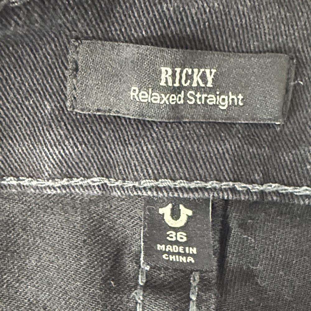 TRUE RELIGION Men's Black Denim Jeans - Picture 5 of 9